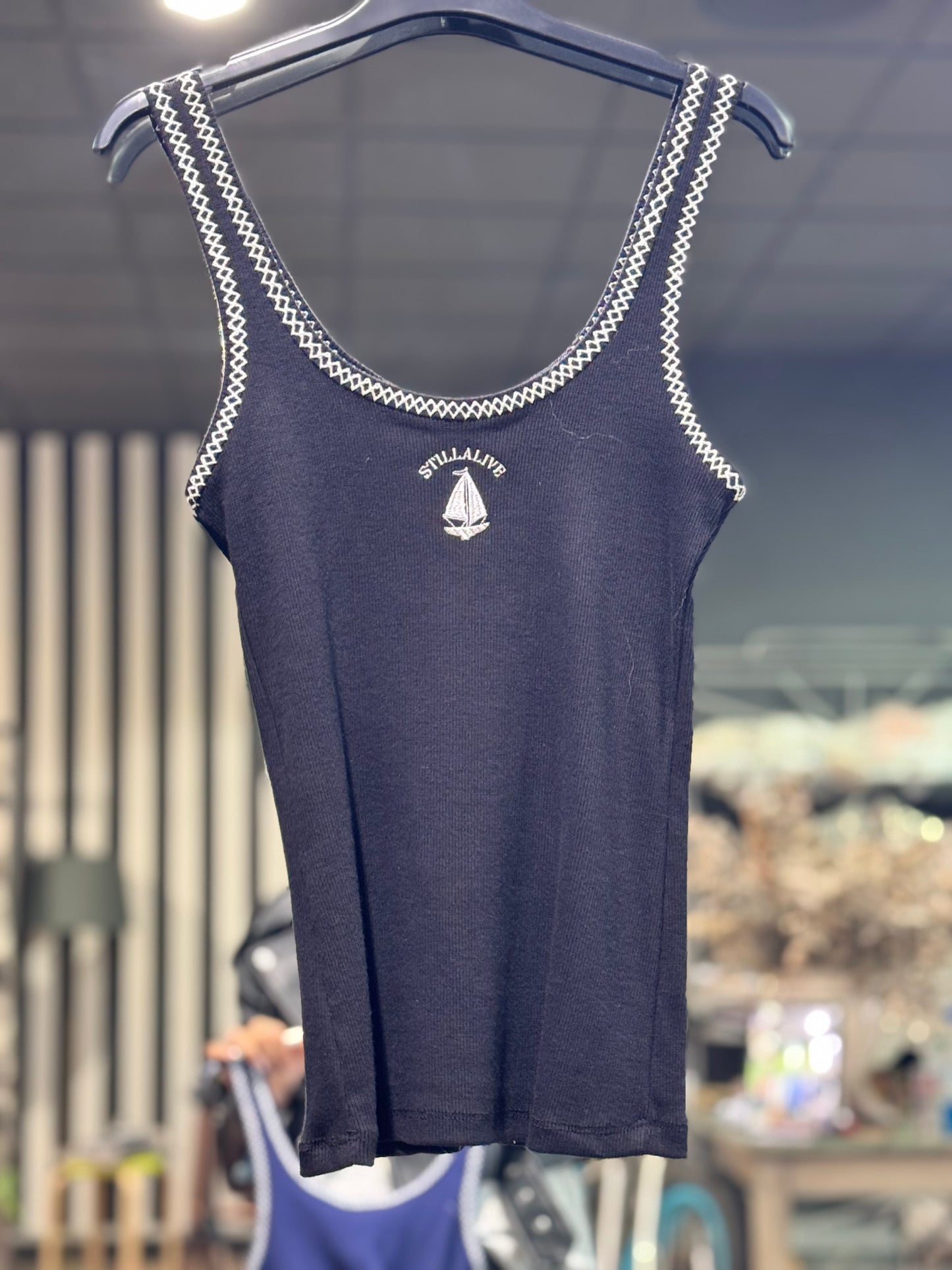 Camiseta de tirantes negra