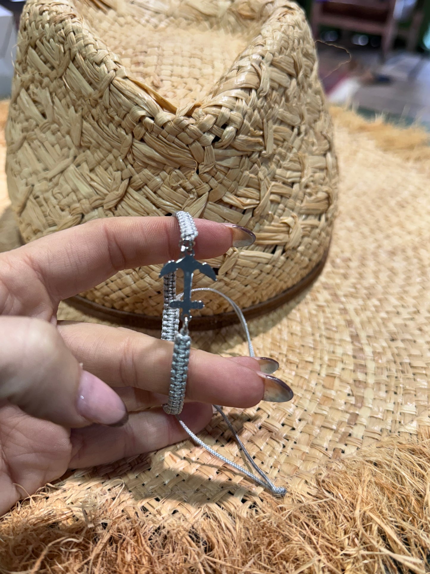 Pulsera ancla gris