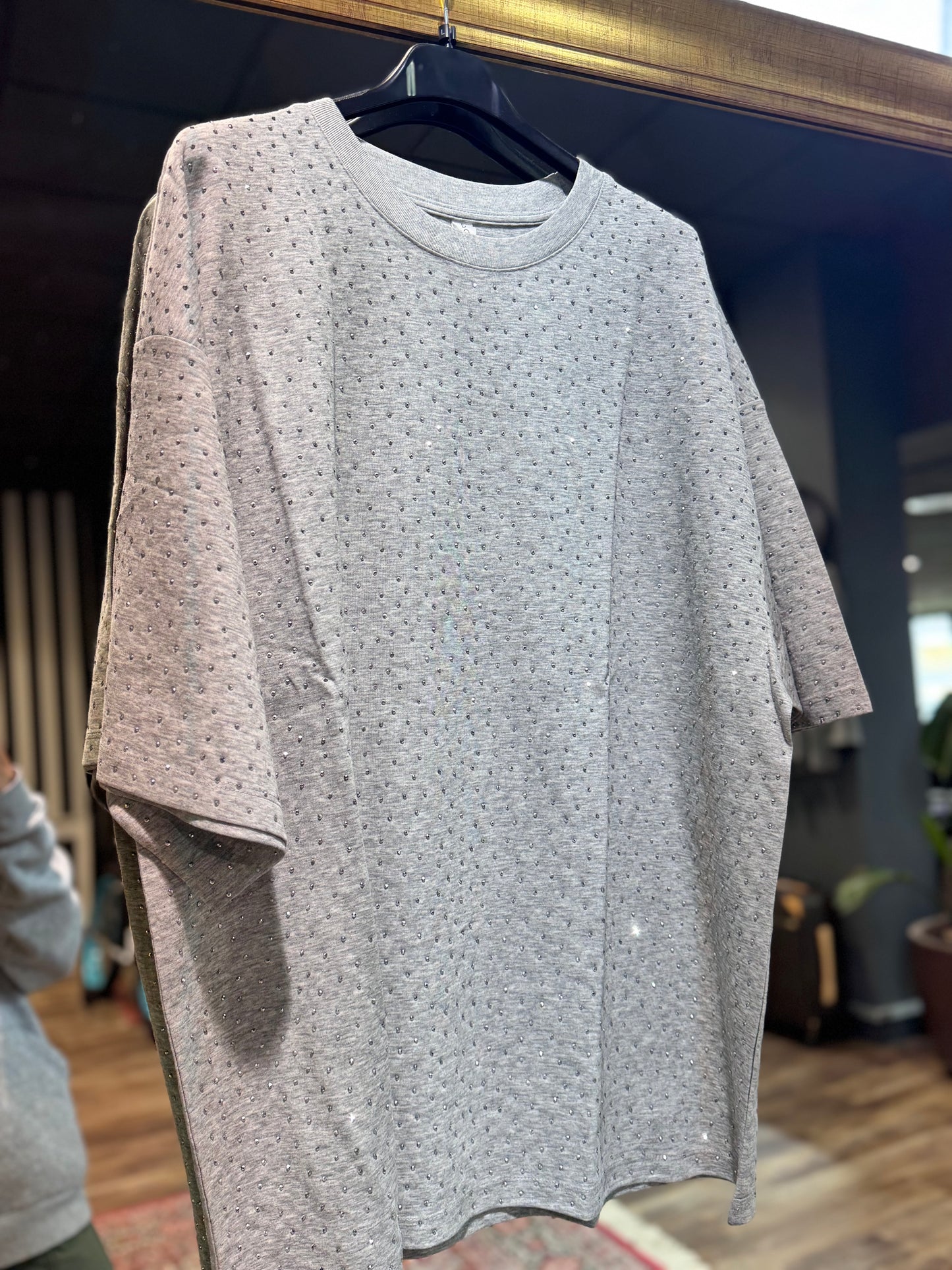 Camiseta brillos gris