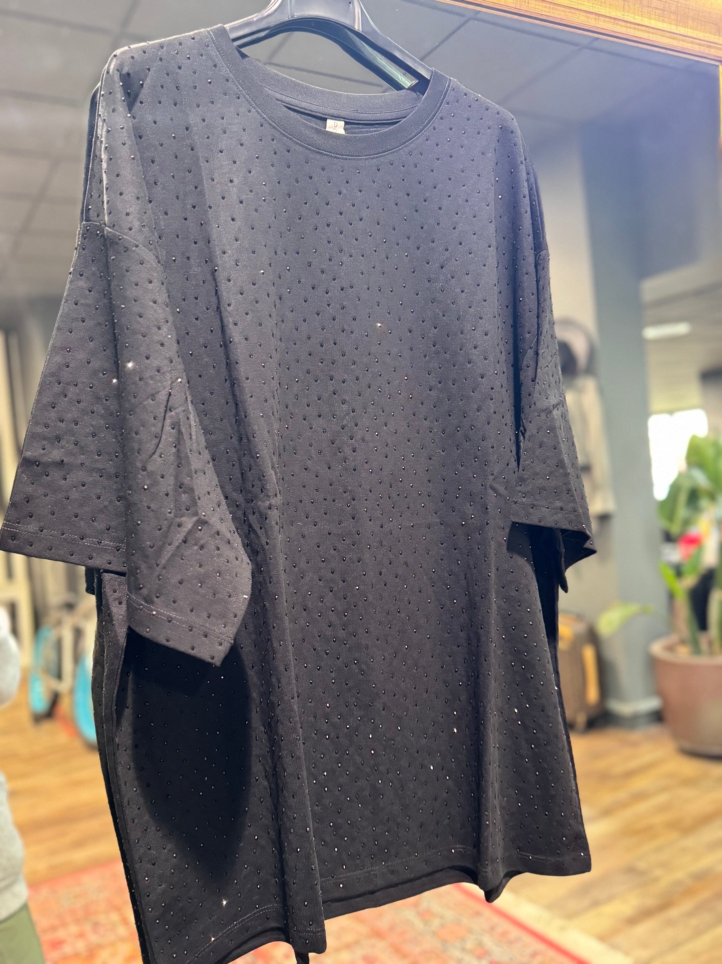 Camiseta brillos negra