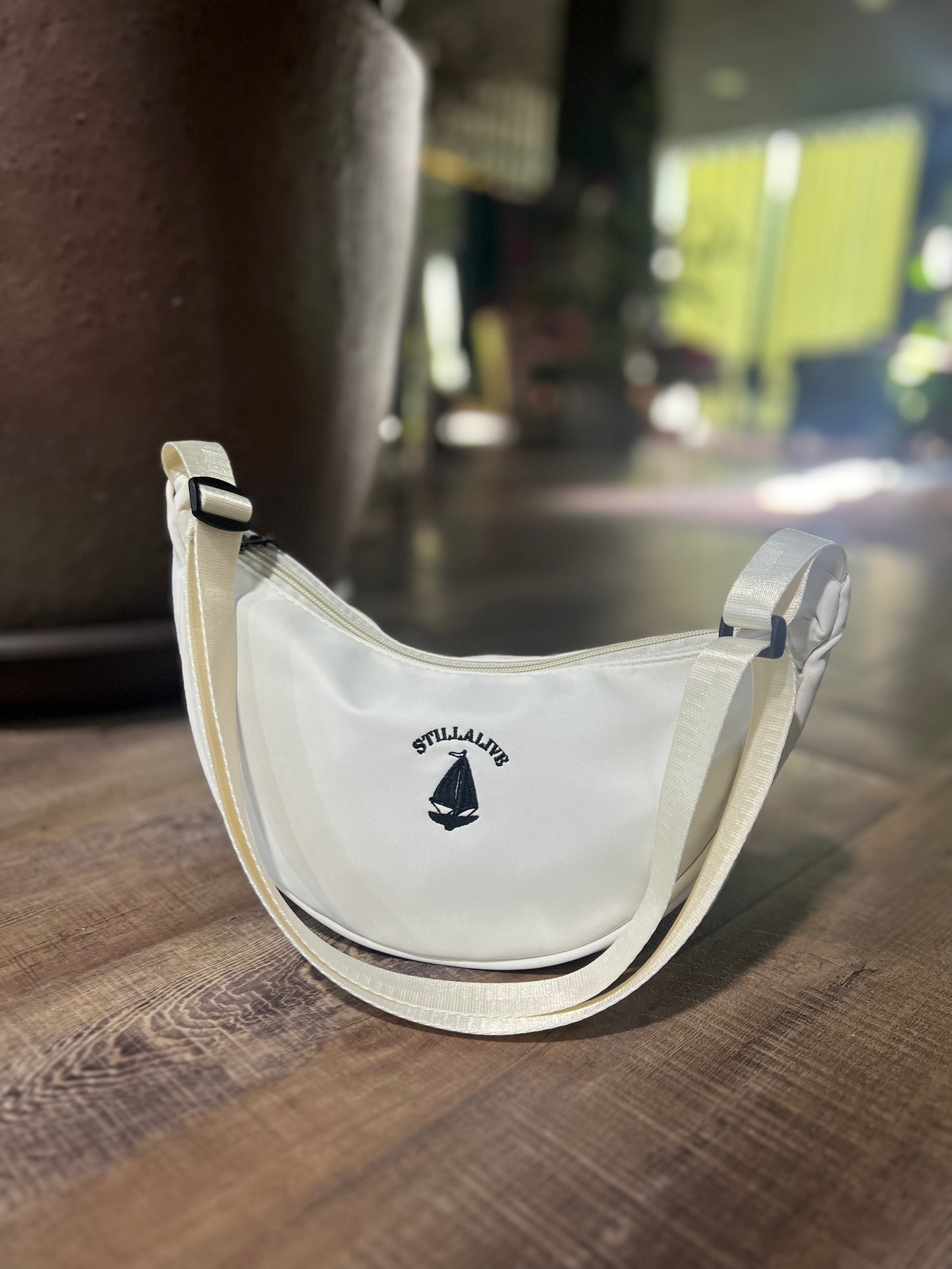 Bolso bandolera blanco roto