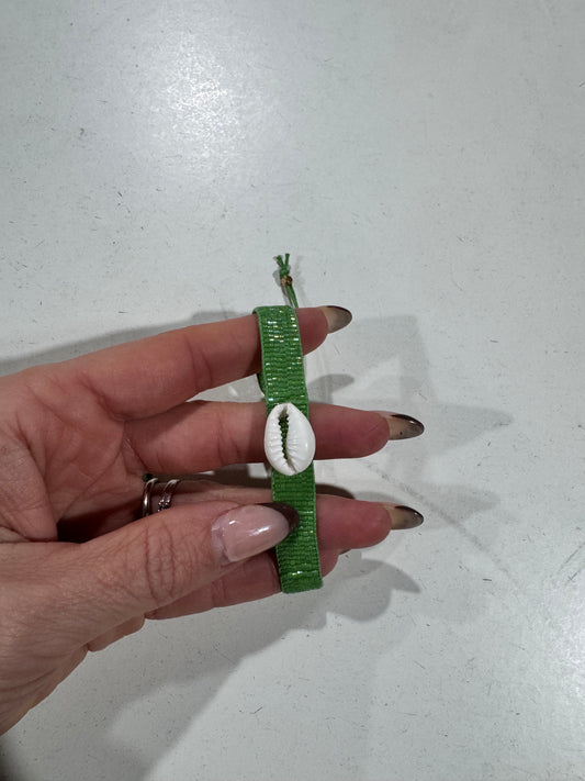 Pulsera miyuki concha verde
