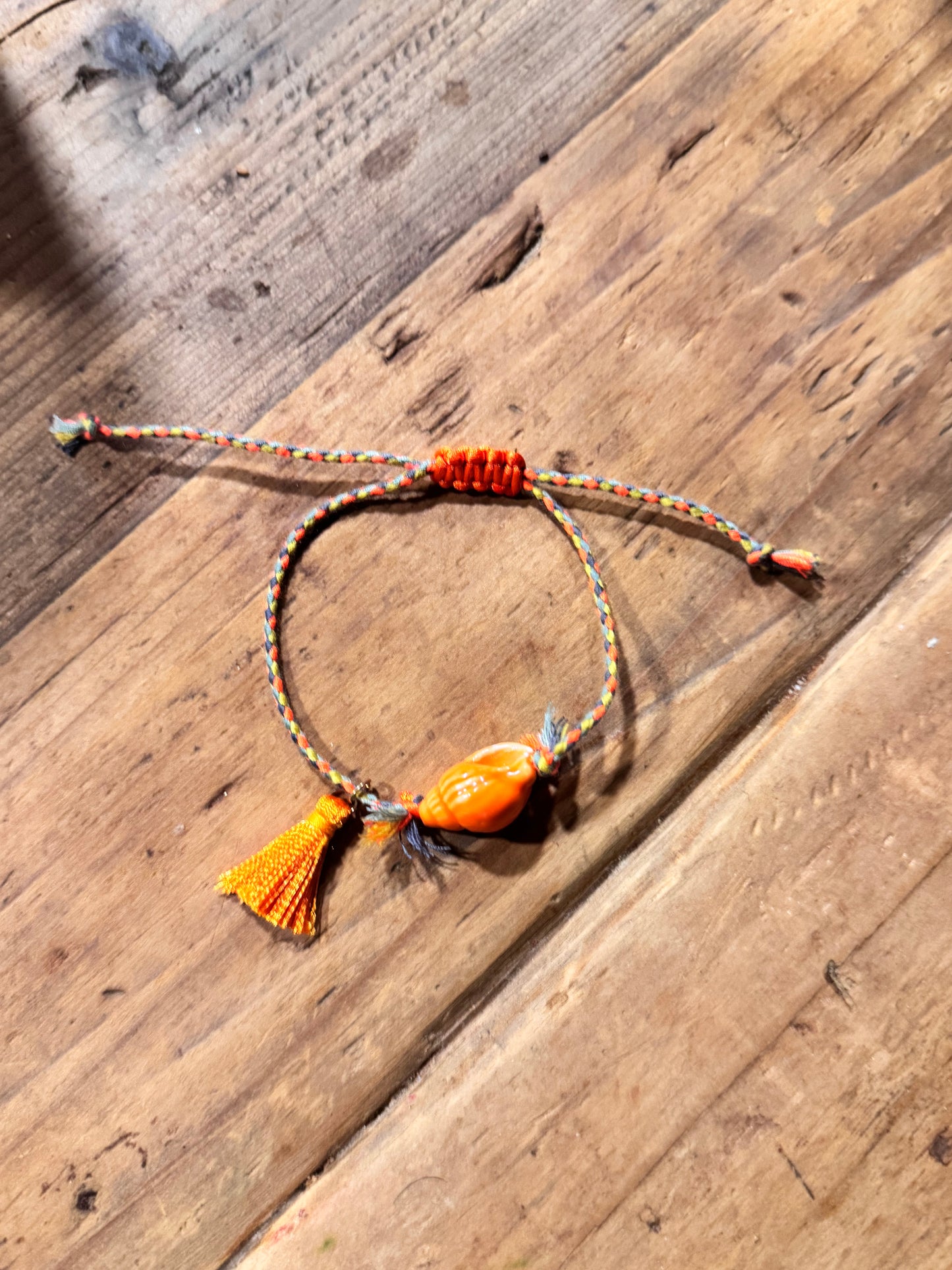 Pulsera caracola naranja
